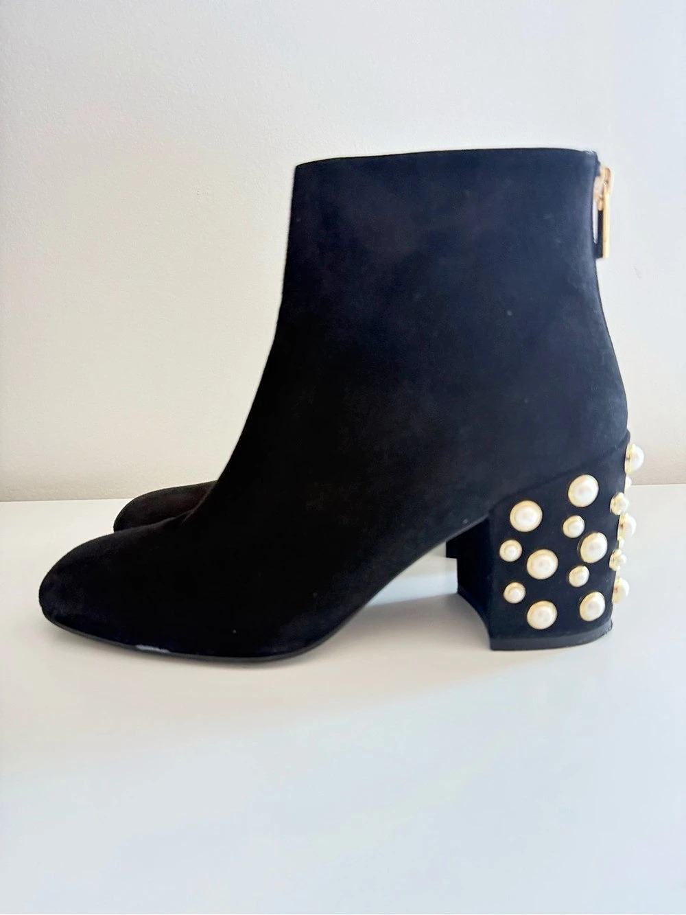 Stuart Weitzman Pearl Bacari Booties US 8 M